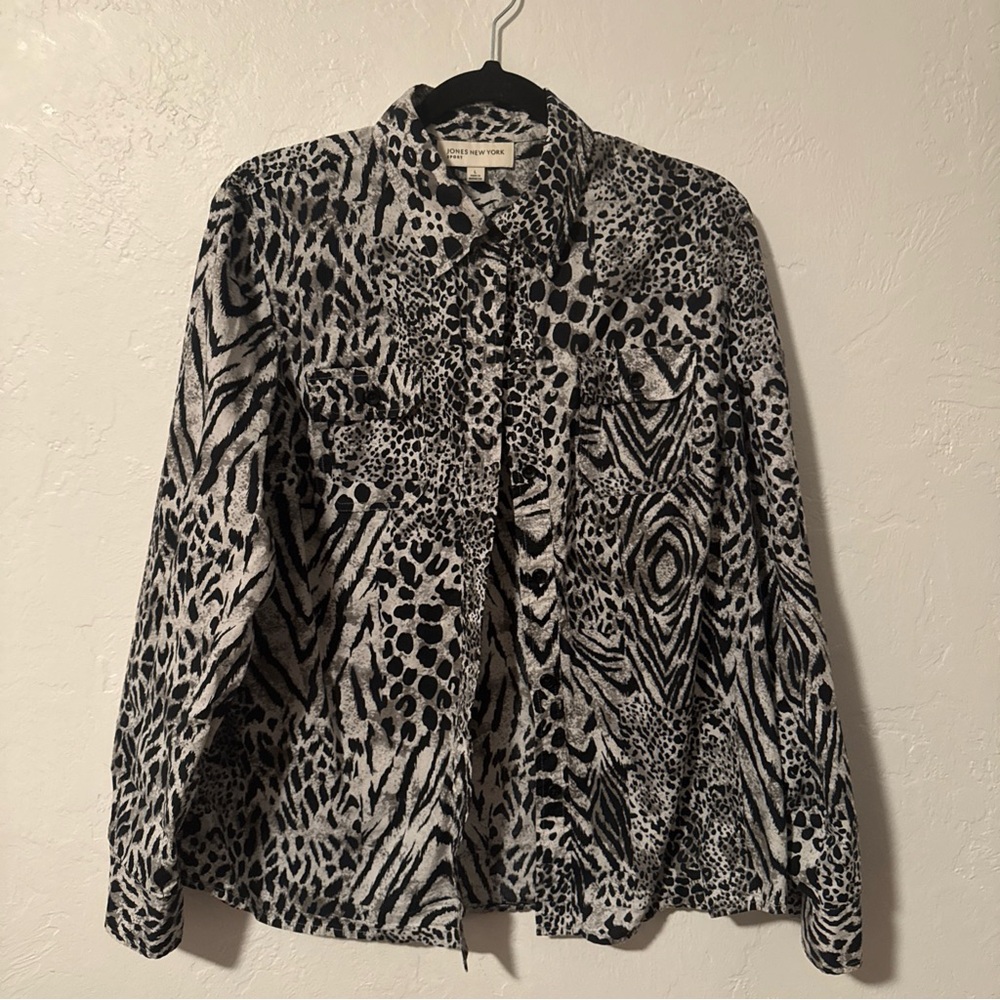Jones New York Sport Patterned Shirt